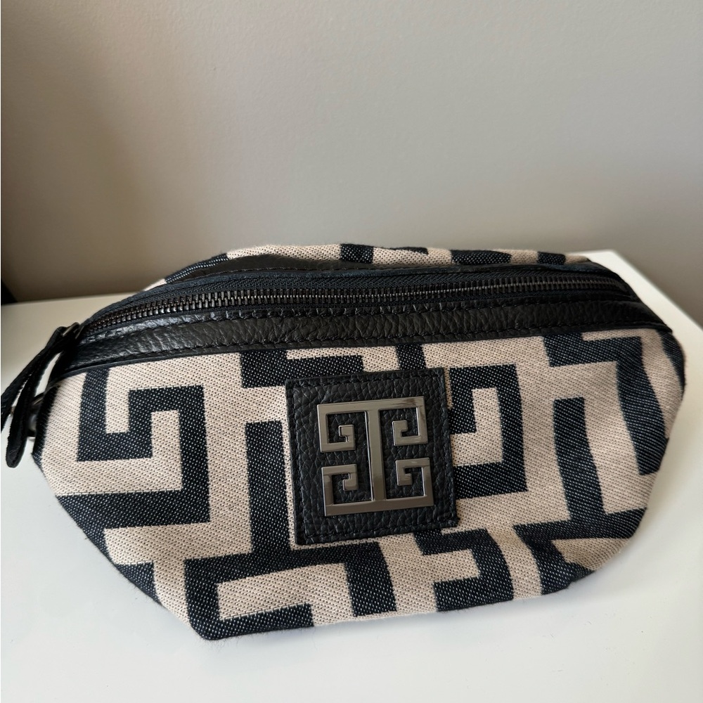 El. Waist bag